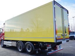 Volvo FH500 6x2 / Krone 19 EPAL refrigerator