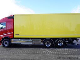 Volvo FH500 6x2 / Krone 19 EPAL refrigerator