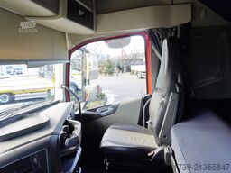 Volvo FH500 6x2 / Krone 19 EPAL refrigerator