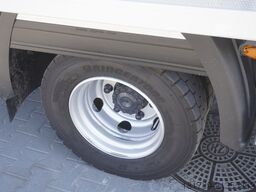 Iveco Eurocargo 100-190 4x2 E6 / Refrigerator