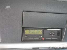 MAN TGS 26.360 Flatbed / Fassi F175 7.7 T /