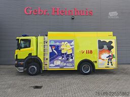 Scania P124C 420 4x4 Hauser 2000 Winde Wasserwerfer Li...