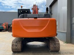 Hitachi ZX210LC-6
