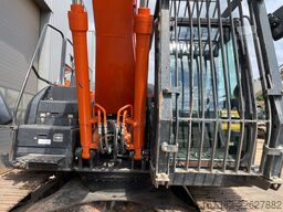 Hitachi ZX210LC-6