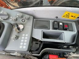 Hitachi ZX210LC-6
