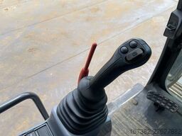 Hitachi ZX210LC-6