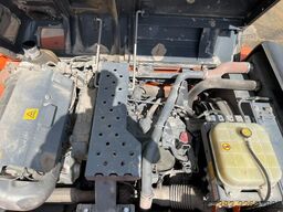Hitachi ZX210LC-6