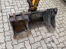 JCB 15C-1 / 1.455 H /  3 x Löffel / Kabine
