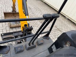 JCB 15C-1 / 789 H / 2 x Löffel