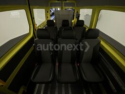VW Crafter 35 Aut. *Rollstuhl-Rampe* 8-Sitze (5449)
