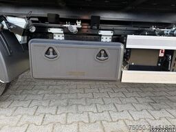 FUSO Canter 7C18 HIAB-Abrollkipper Vfhrzg.