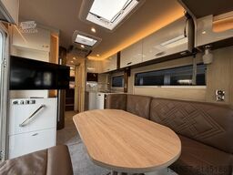 BÜRSTNER Elegance I 910 G 700 W Solar, 7000km, Hubstützen