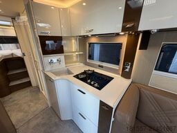 BÜRSTNER Elegance I 910 G 700 W Solar, 7000km, Hubstützen