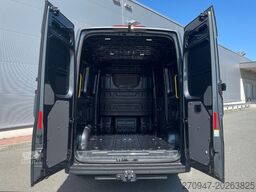 MAN TGE 3.200 L3H3 Kasten 4x4 2-SITZE AHK ACC
