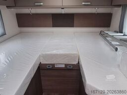 CARADO T 328 5 Sitz und Schlafplätze