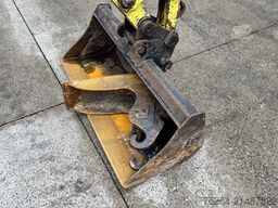 Yanmar B25V snelwissel + 2 bakken