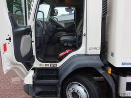 Volvo FL 240 Bakwagen + DHollandia 1500 kg