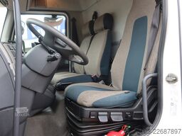 Volvo FL 240 Bakwagen + DHollandia 1500 kg