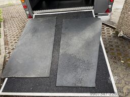 Steinsberger 3er Pferdeanhänger