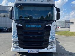 SCANIA R540