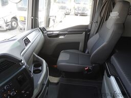 MAN TGX 26.470 / 2022 / Krone Refrigerator 4