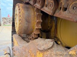 Caterpillar D8R