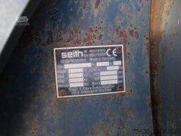 LIEBHERR L538 - Hochkippschaufel - Nr.: 098
