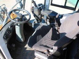 LIEBHERR L538 - Hochkippschaufel - Nr.: 098