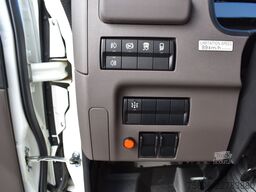 FUSO eCanter 9C18 Kühlkoffer LBW M-Batterie