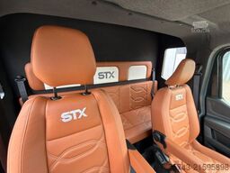 RENAULT Master STX 5 Sitzer Haras ex. Lang Automatik