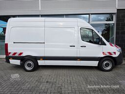 MERCEDES-BENZ Sprinter 316 CDI Kasten M-H / AC/CAM/NAVI/Regale