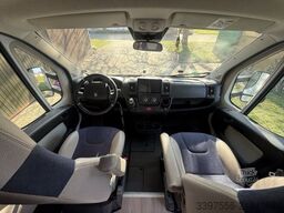 Weinsberg CaraHome 700 DG 165PS 6 Sitz- und Schlafplätze