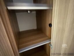 Weinsberg CaraHome 700 DG 165PS 6 Sitz- und Schlafplätze