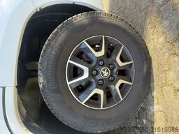 Weinsberg CaraHome 700 DG 165PS 6 Sitz- und Schlafplätze