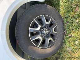 Weinsberg CaraHome 700 DG 165PS 6 Sitz- und Schlafplätze