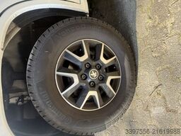 Weinsberg CaraHome 700 DG 165PS 6 Sitz- und Schlafplätze