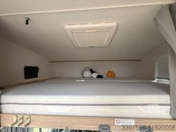 Sunlight A 70 6 Sitz- und 5 Schlafplätze,