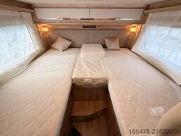 EURAMOBIL Integra Line I 655 EB *Einzelbetten-Hubbett*