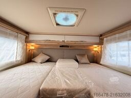 EURAMOBIL Integra Line I 655 EB *Einzelbetten-Hubbett*