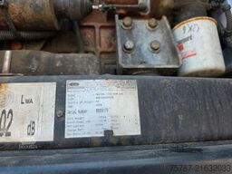 SCHMITZ CARGOBULL City Tiefkühler, 2. Achs drehbar, 3 to Ladebordw