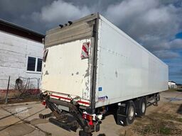 SCHMITZ CARGOBULL City Tiefkühler, 2. Achs drehbar, 3 to Ladebordw