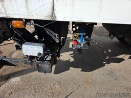 SCHMITZ CARGOBULL City Tiefkühler, 2. Achs drehbar, 3 to Ladebordw