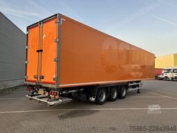 Schmitz Cargobull / SOR Iberica-S3E / Carrier Vector 1550 / Kuhl ...