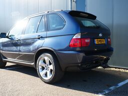 BMW X5 V8 4.4i
