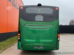Volvo B8RLE 8900 6x2 AC / AUXILIARY HEATER / WHEELCHA...