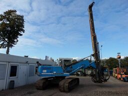 Liebherr R 902