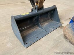 JCB 8008