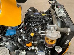 JCB 8008