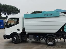 Nissan Cabstar