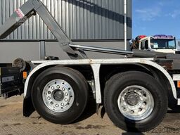 Renault C440 + HMF 2320 K3-- 3X EXT. + REMOTE + HAAKARM...